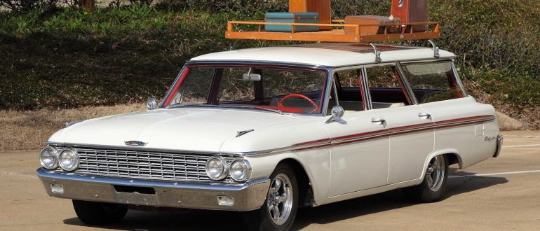 1962 FORD COUNTRY SEDAN WAGON