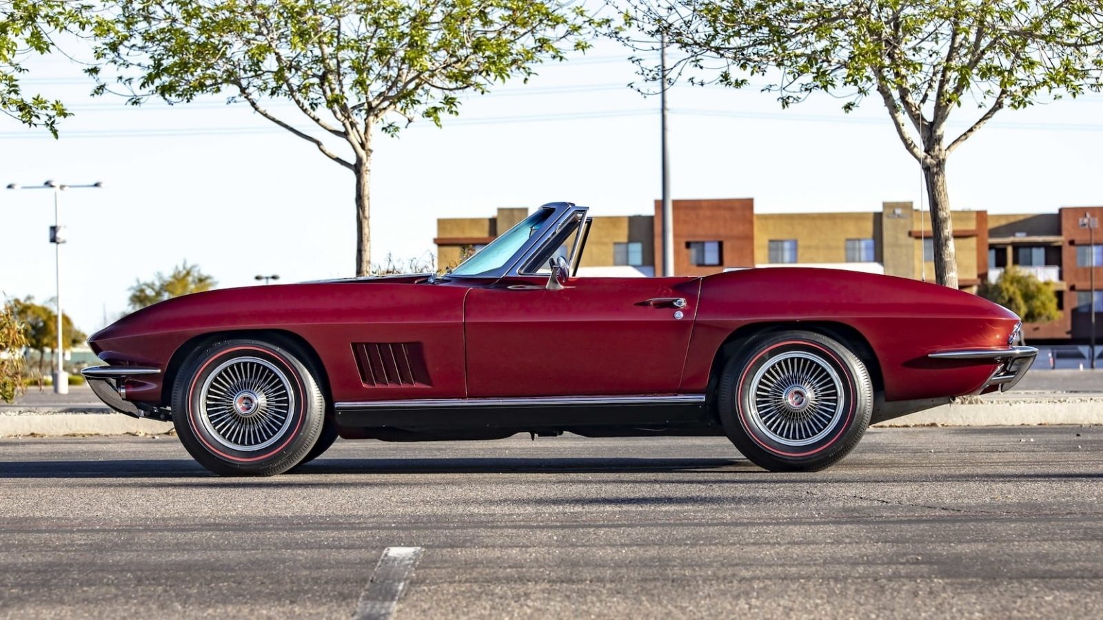 1967 CHEVROLET CORVETTE CONVERTIBLE