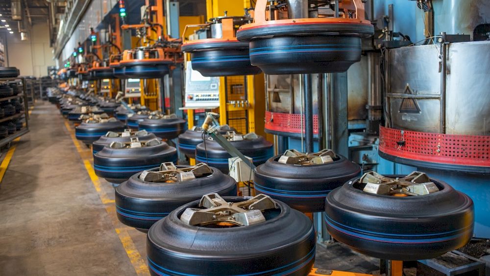 Шины для бездорожья из Китая: Как поднебесный бренд Roadcruza производит шины для европейского и российского рынков